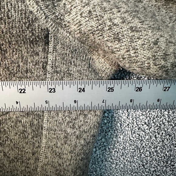 The North Face Light Gray Sherpa Fleece Jacket - Picture 10 of 10